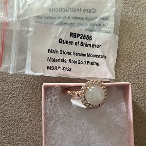 Bomb party rose gold genuine moonstone. Queen of Shimmer 2856